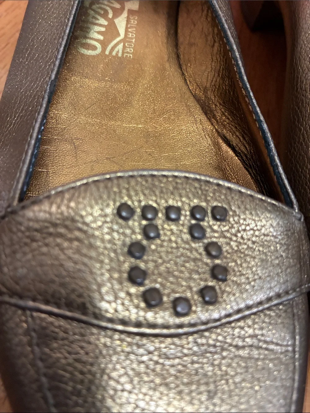 Salvatore Ferragamo Metallic Gold Leather Loafers size 7.5 like new Authentic